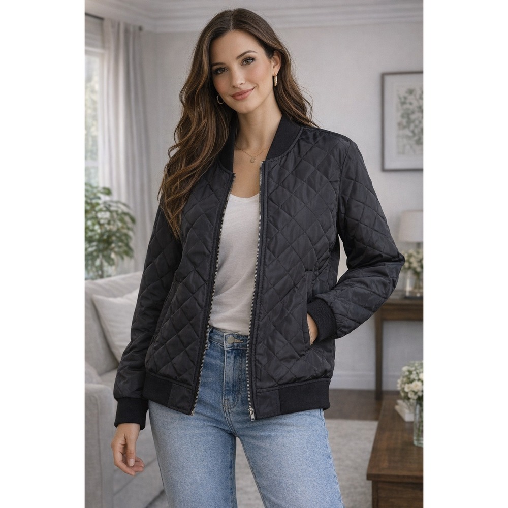 Levis Womens Black Diamond Quilted Bomber Jacket XS Full Zip Lightweight Coat